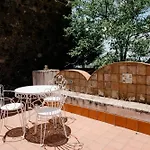 Malicodia Lodge *