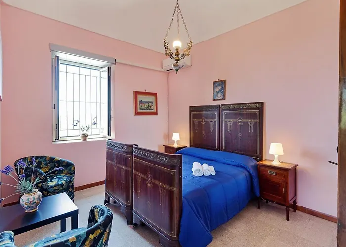 Lodge Malicodia Santa Maria di Licodia